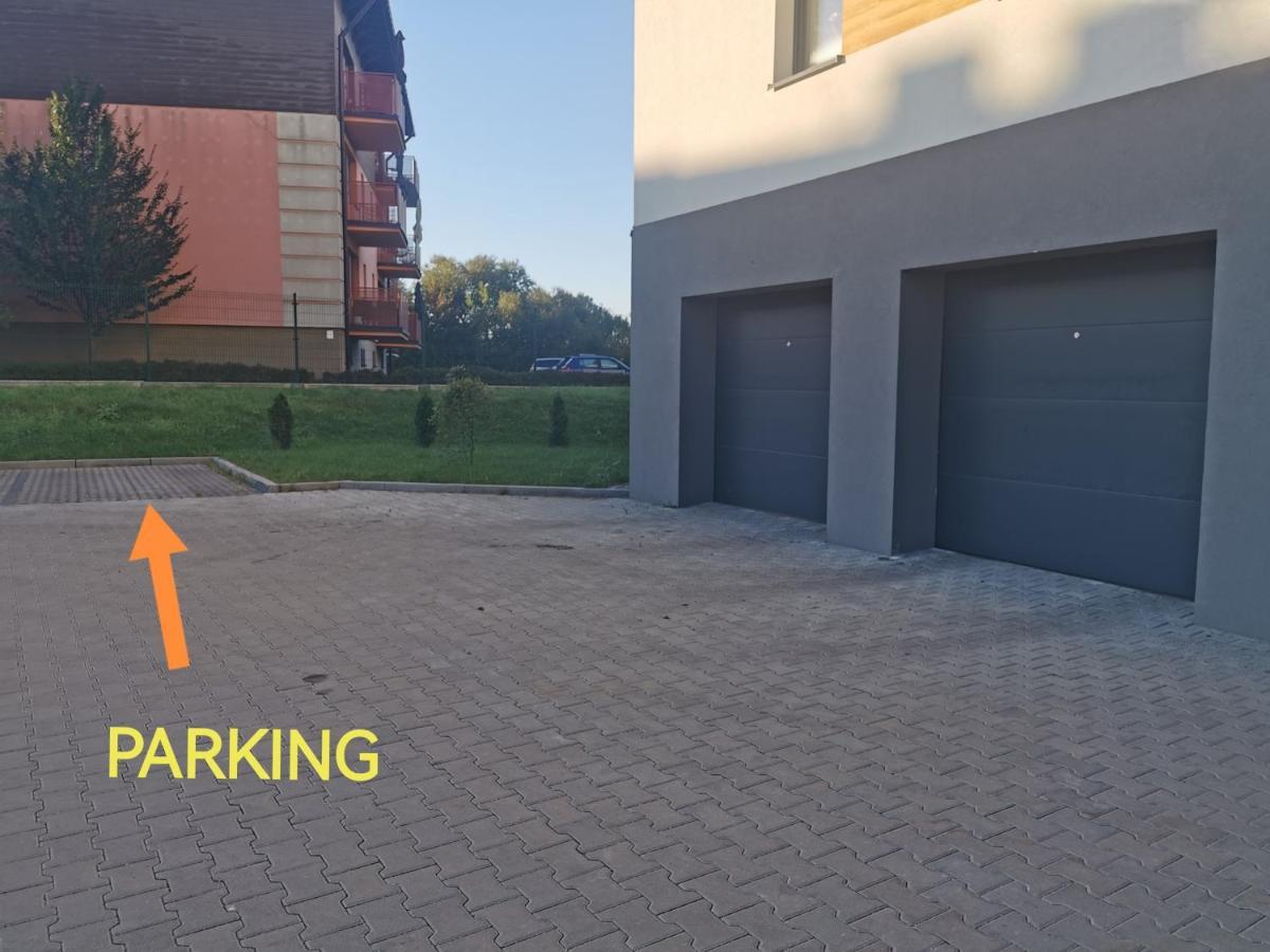 Lux Apartament Bedzin Luaran gambar